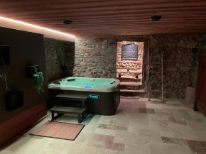 Maison Pérouges spa